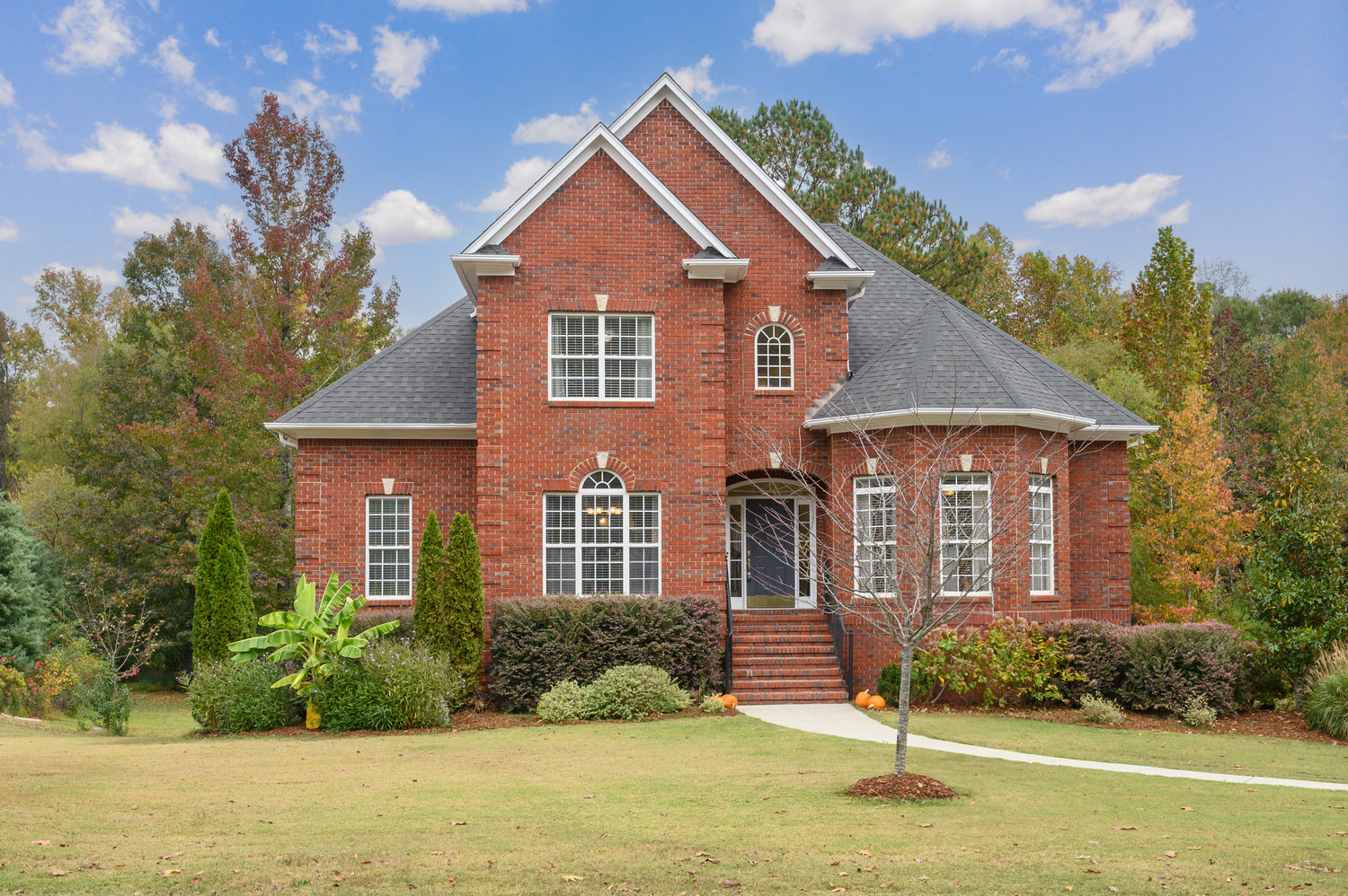 Virtual Tour of Birmingham Metro Real Estate Listing For Sale | 104 Oak Forest Way, Pelham, AL 35124