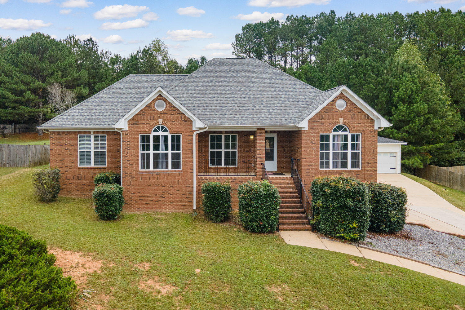 Virtual Tour of Birmingham Metro Real Estate Listing For Sale | 625 Woodland Circle, Odenville, AL 35120