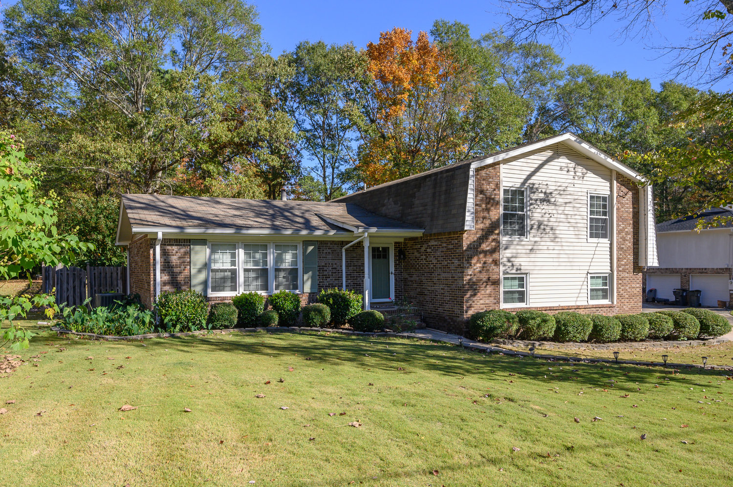 Virtual Tour of Birmingham Metro Real Estate Listing For Sale | 984 Ryecroft Road, Pelham, AL 35124